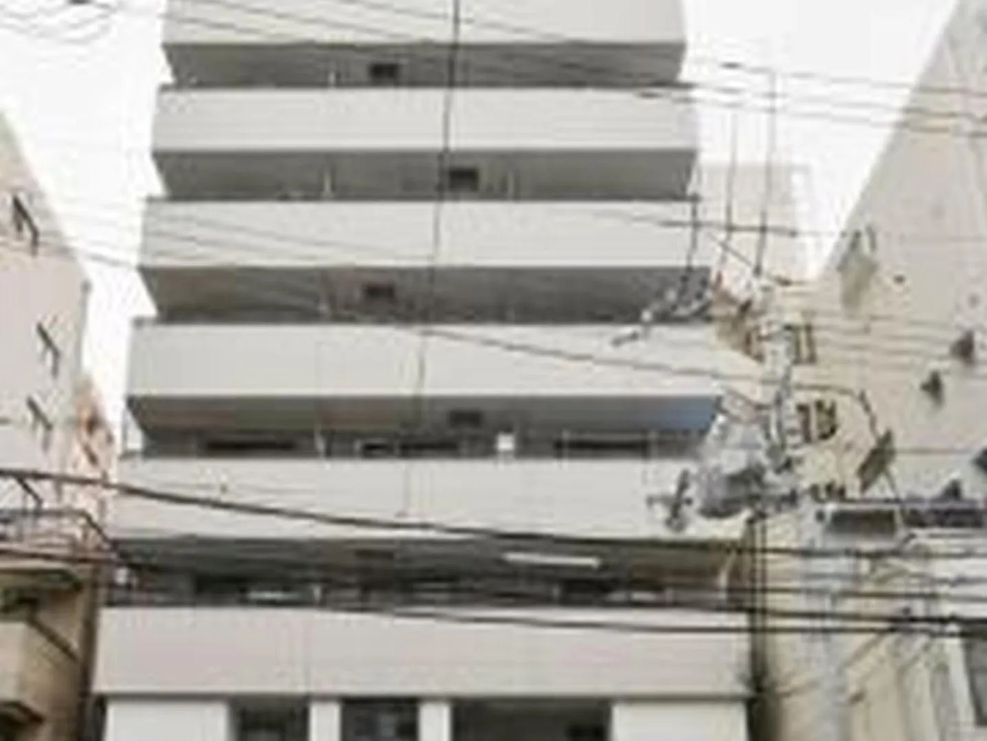 Apartamento コンフィデンスロン905 Osaka 0*,